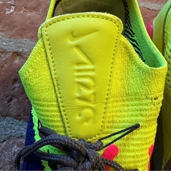 Nike Air Max 270 Flyknit Regency Purple/Grey/Volt Men’s Size 13 - Picture 14 of 15